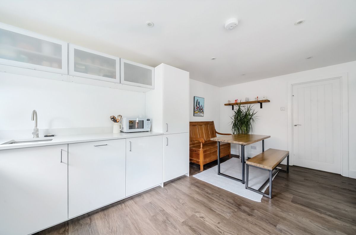 2 bed character property for sale in Crow Lane, Wilton 11