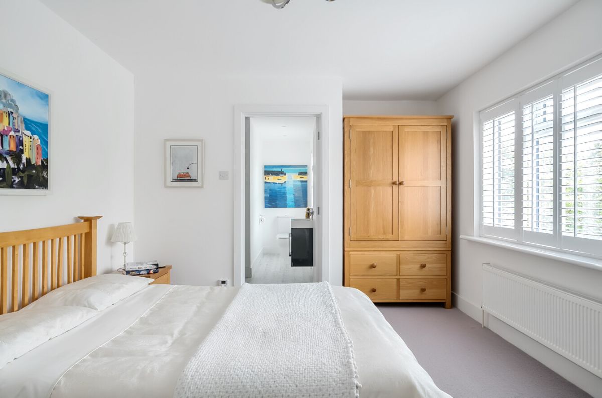 2 bed character property for sale in Crow Lane, Wilton 18