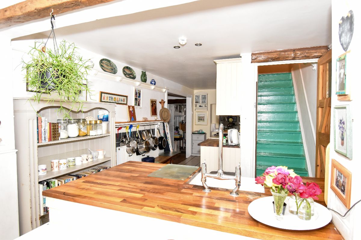 3 bed terraced house for sale in North Street, Salisbury 10