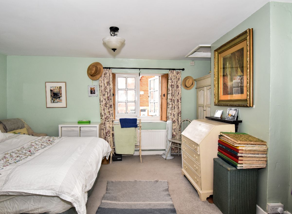 3 bed terraced house for sale in North Street, Salisbury  - Property Image 15