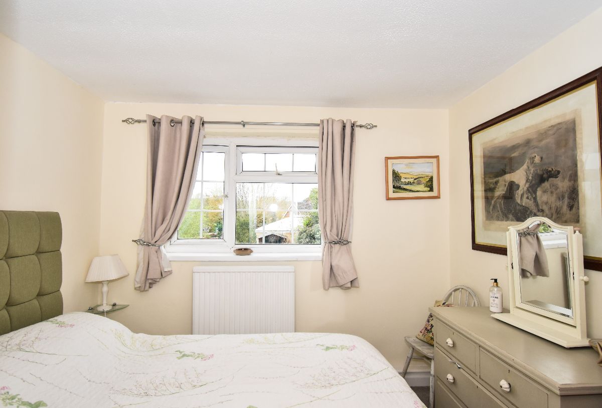 3 bed terraced house for sale in North Street, Salisbury 16