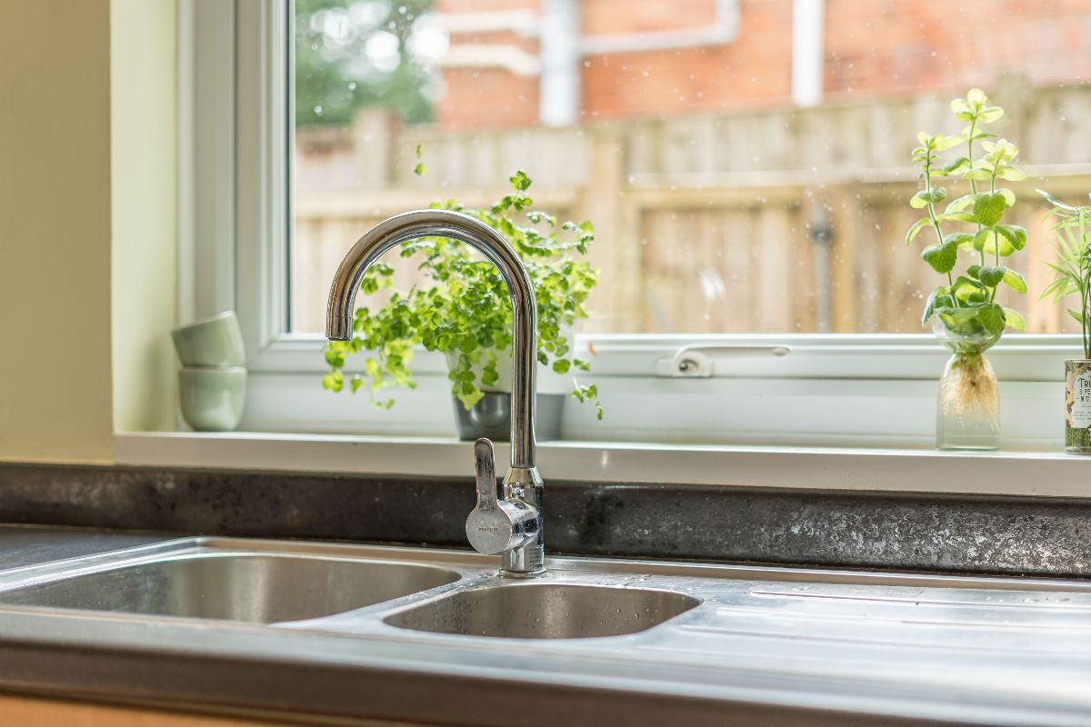 2 bed end of terrace house for sale in Riverside, Salisbury 7