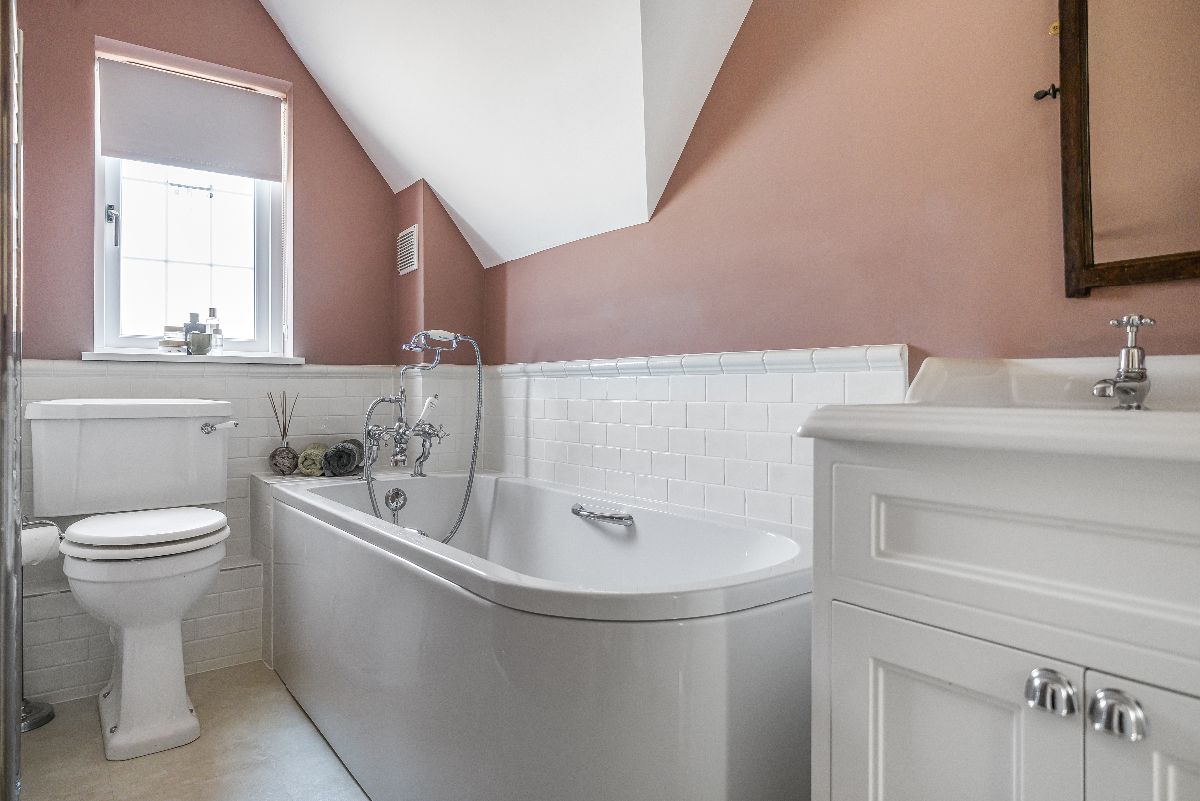 3 bed terraced house for sale in Florence Court, Salisbury 11