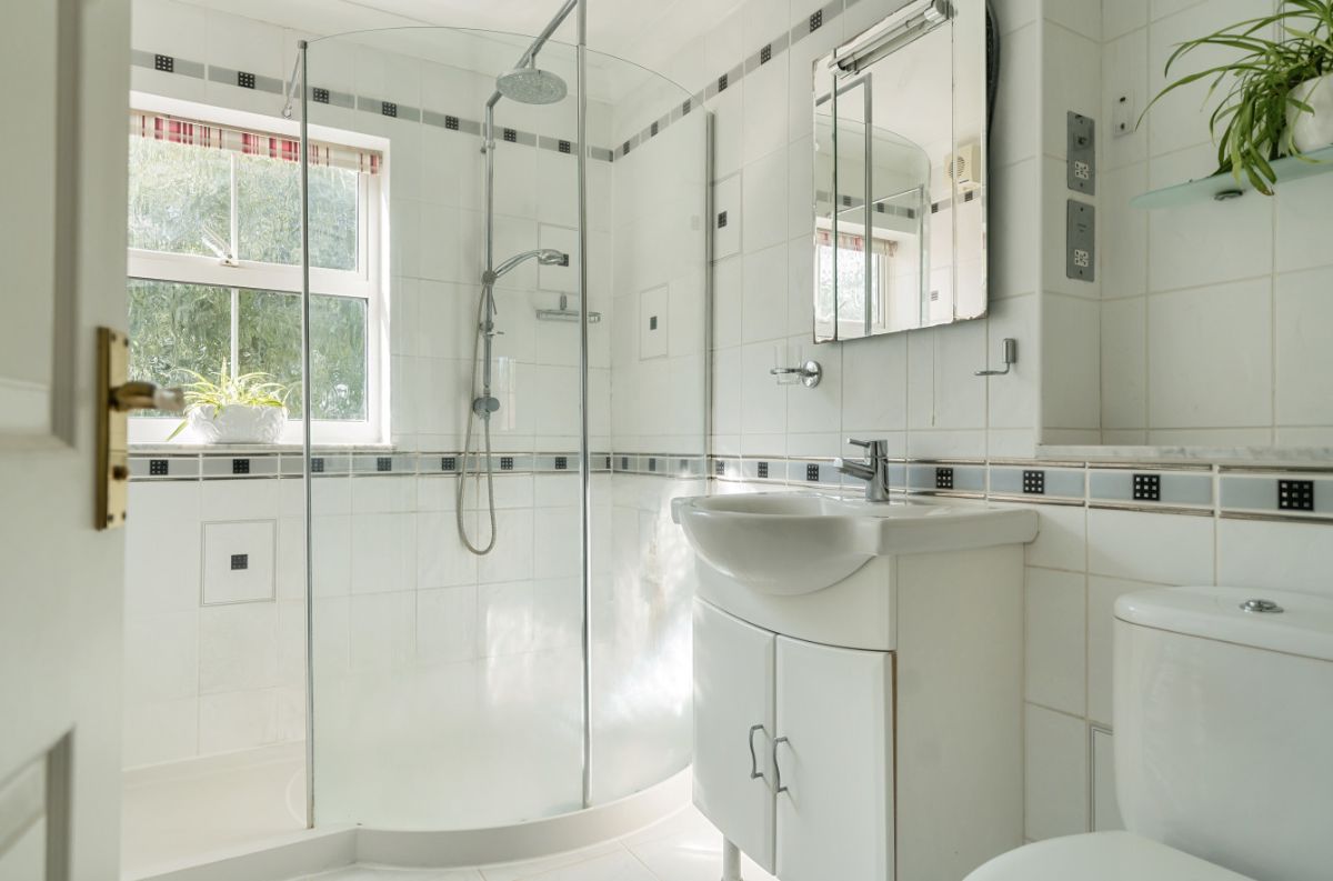 5 bed detached house for sale in Merrifield Road, Salisbury 17