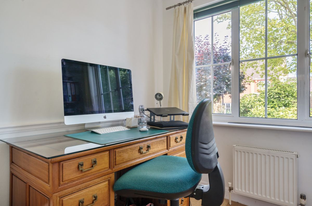 5 bed detached house for sale in Merrifield Road, Salisbury 11