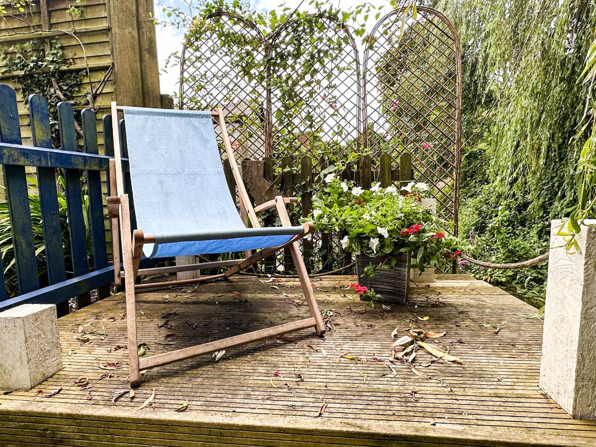 2 bed terraced house for sale in Riverside, Salisbury 11