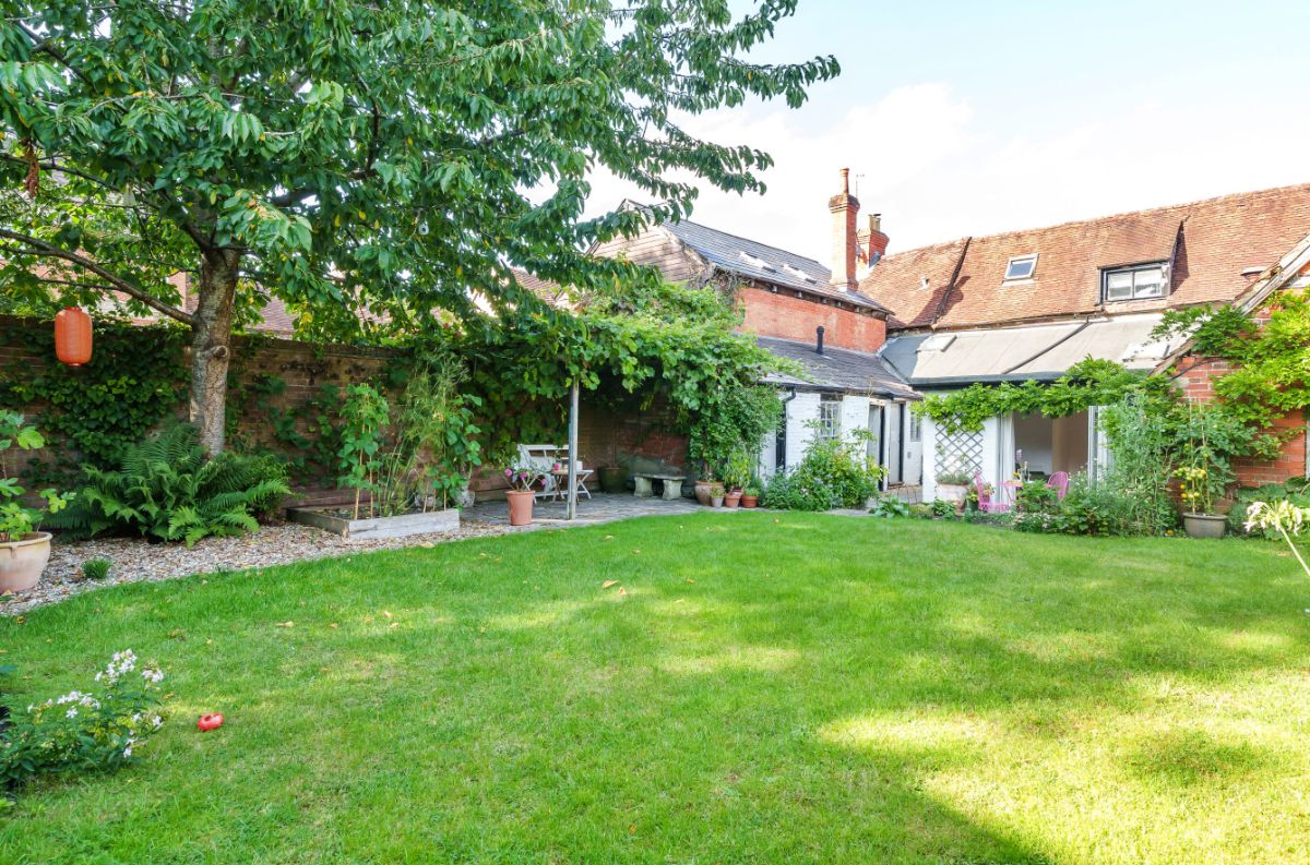 4 bed character property for sale in Wilton, Salisbury, SP2