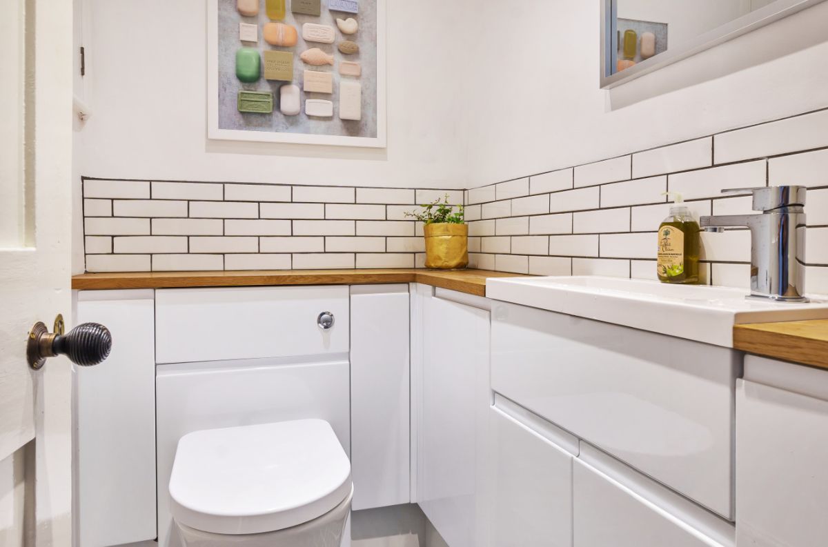 4 bed character property for sale in Wilton, Salisbury 16