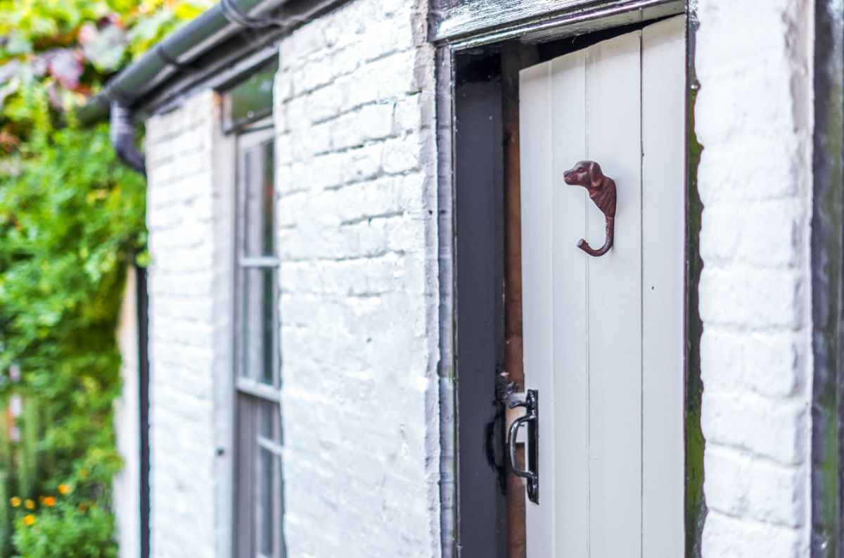 4 bed character property for sale in Wilton, Salisbury 20