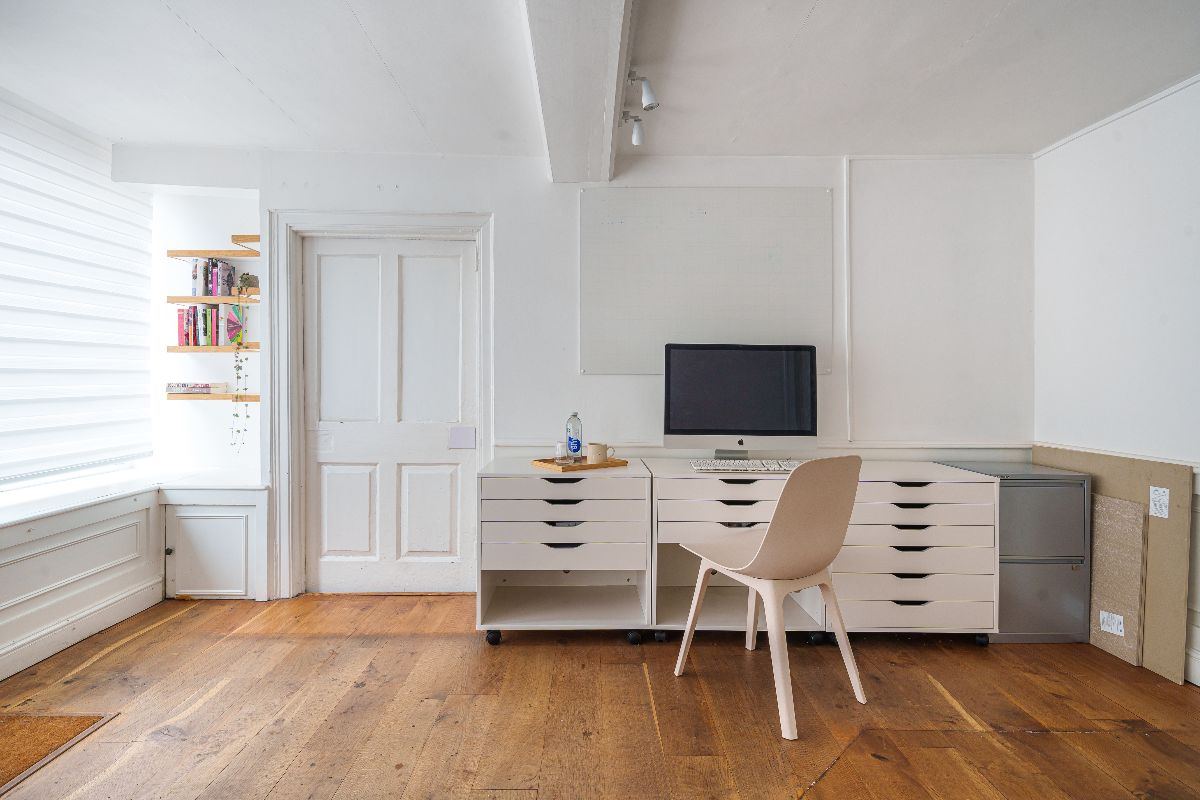 4 bed character property for sale in Wilton, Salisbury 9