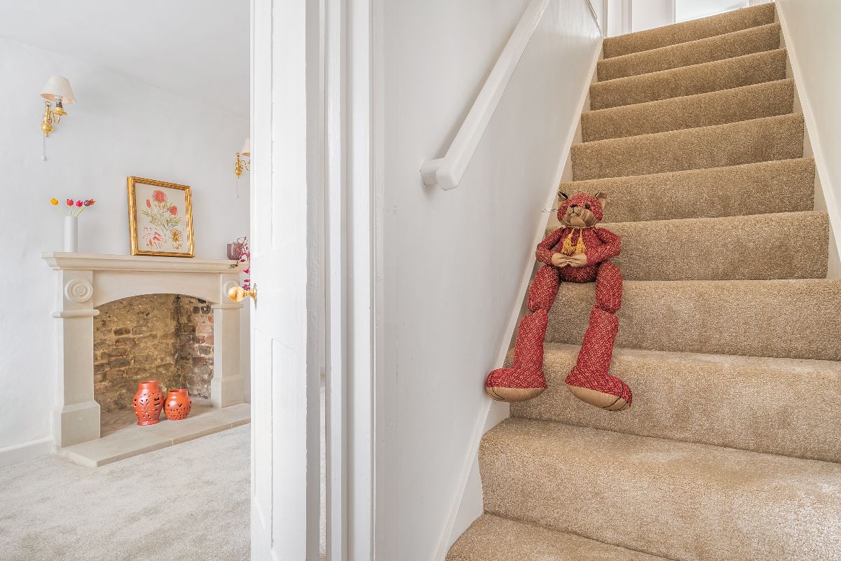 2 bed character property for sale in Harnham Road, Salisbury 1