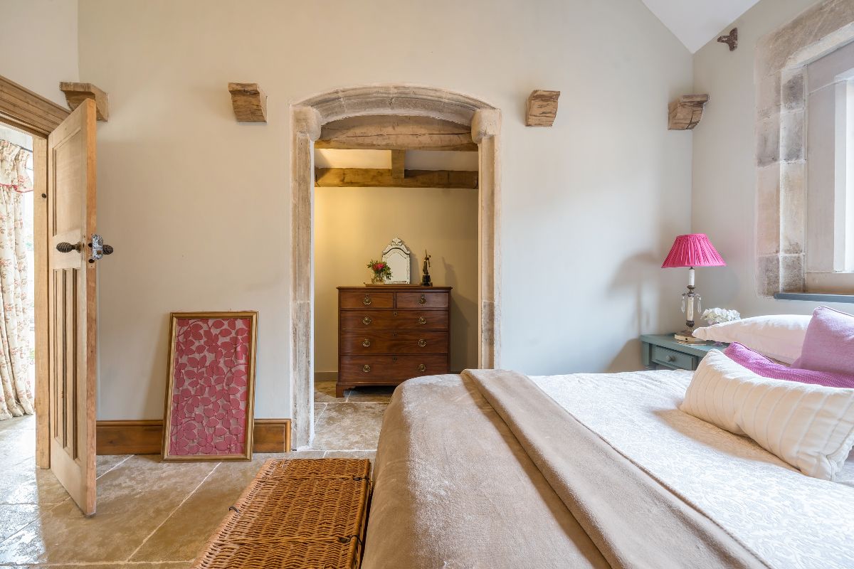 4 bed detached house for sale in Wylye Road, Hanging Langford 11