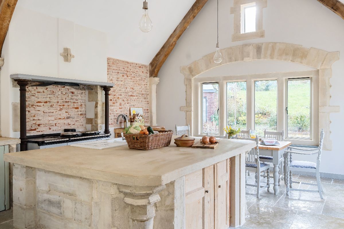 4 bed detached house for sale in Wylye Road, Hanging Langford 8