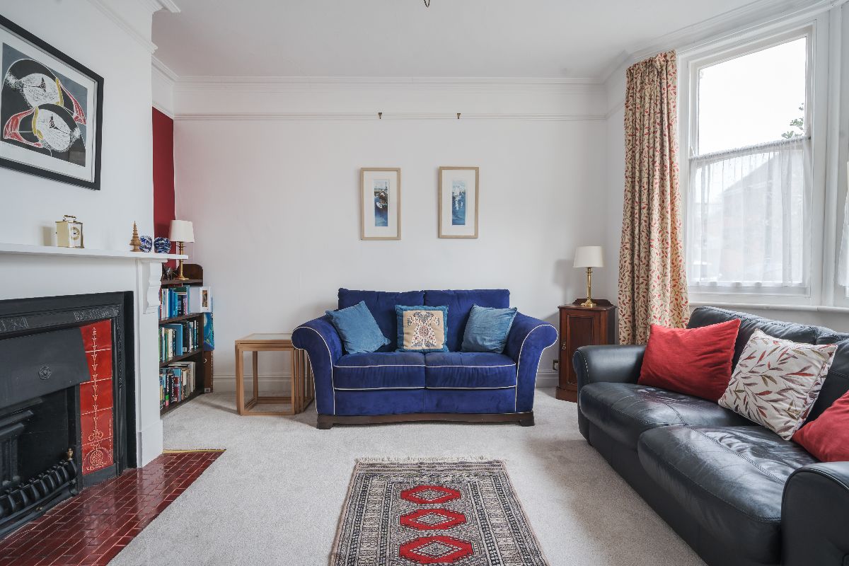 4 bed end of terrace house for sale in Albany Road, Salisbury 5