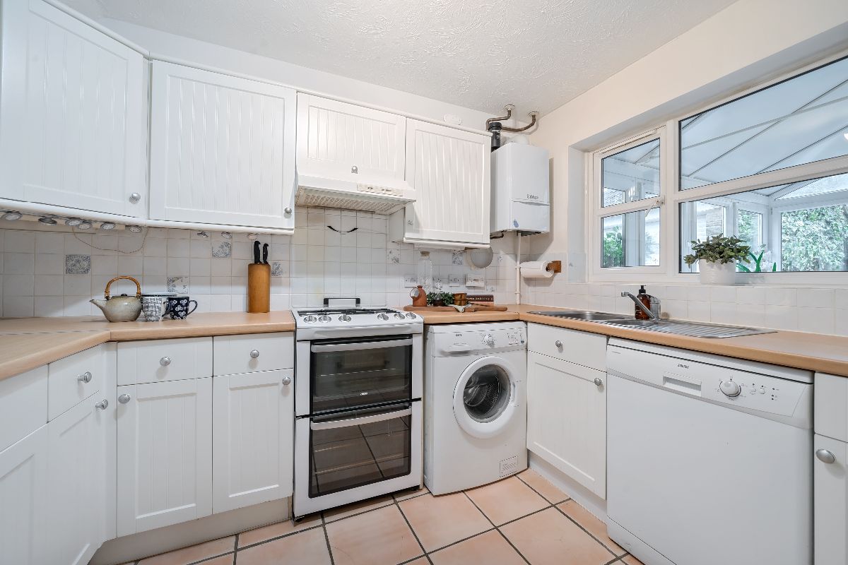 3 bed end of terrace house for sale in Rivers Reach, Frome  - Property Image 5