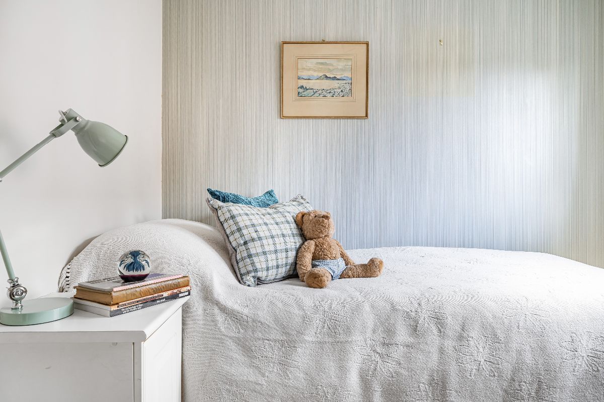 3 bed end of terrace house for sale in Florence Mews, Salisbury 7