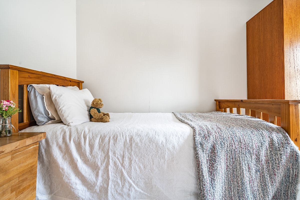 2 bed cottage for sale in North Street, Salisbury 3