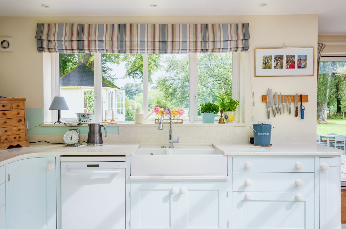 5 bed character property for sale in The Clock House  - Property Image 9