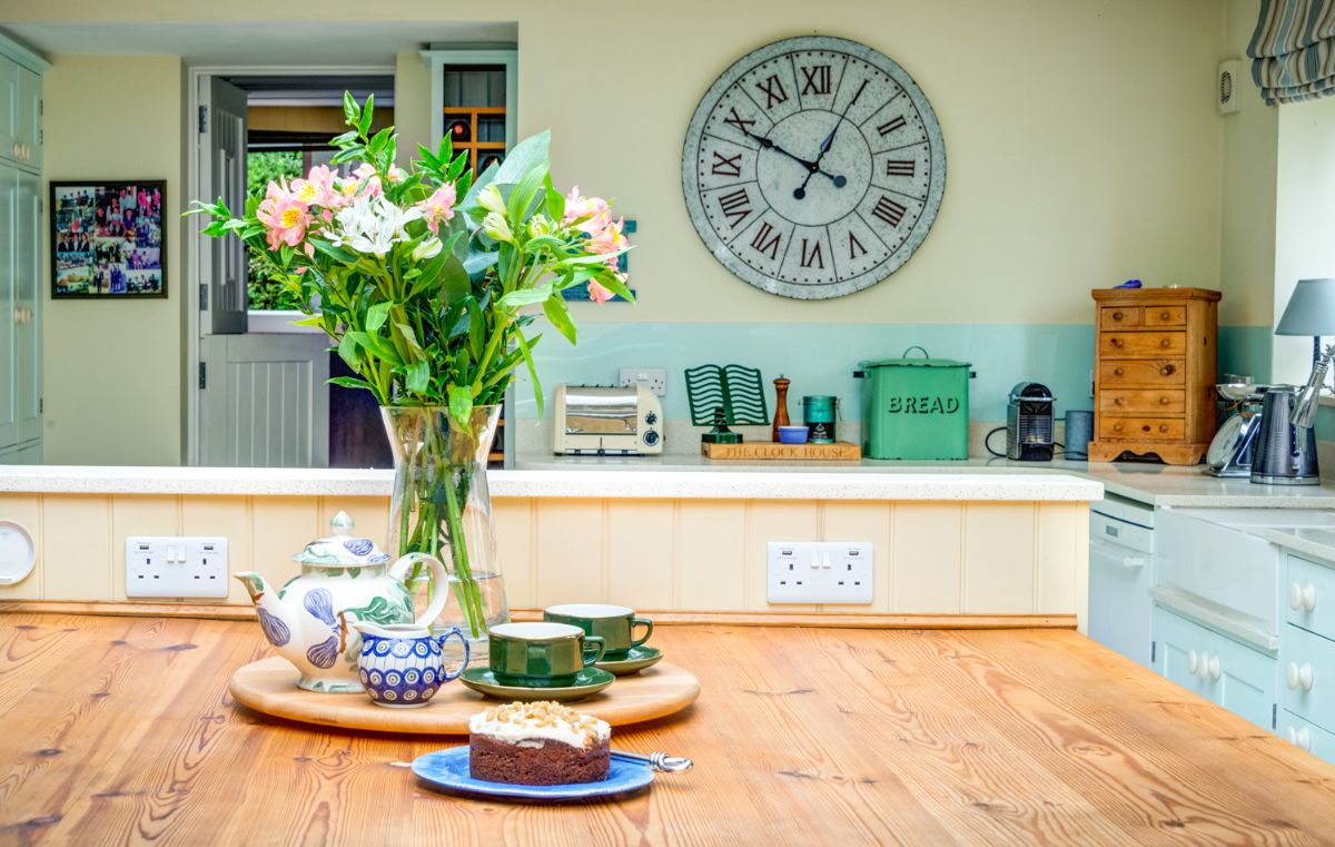 5 bed character property for sale in The Clock House 10