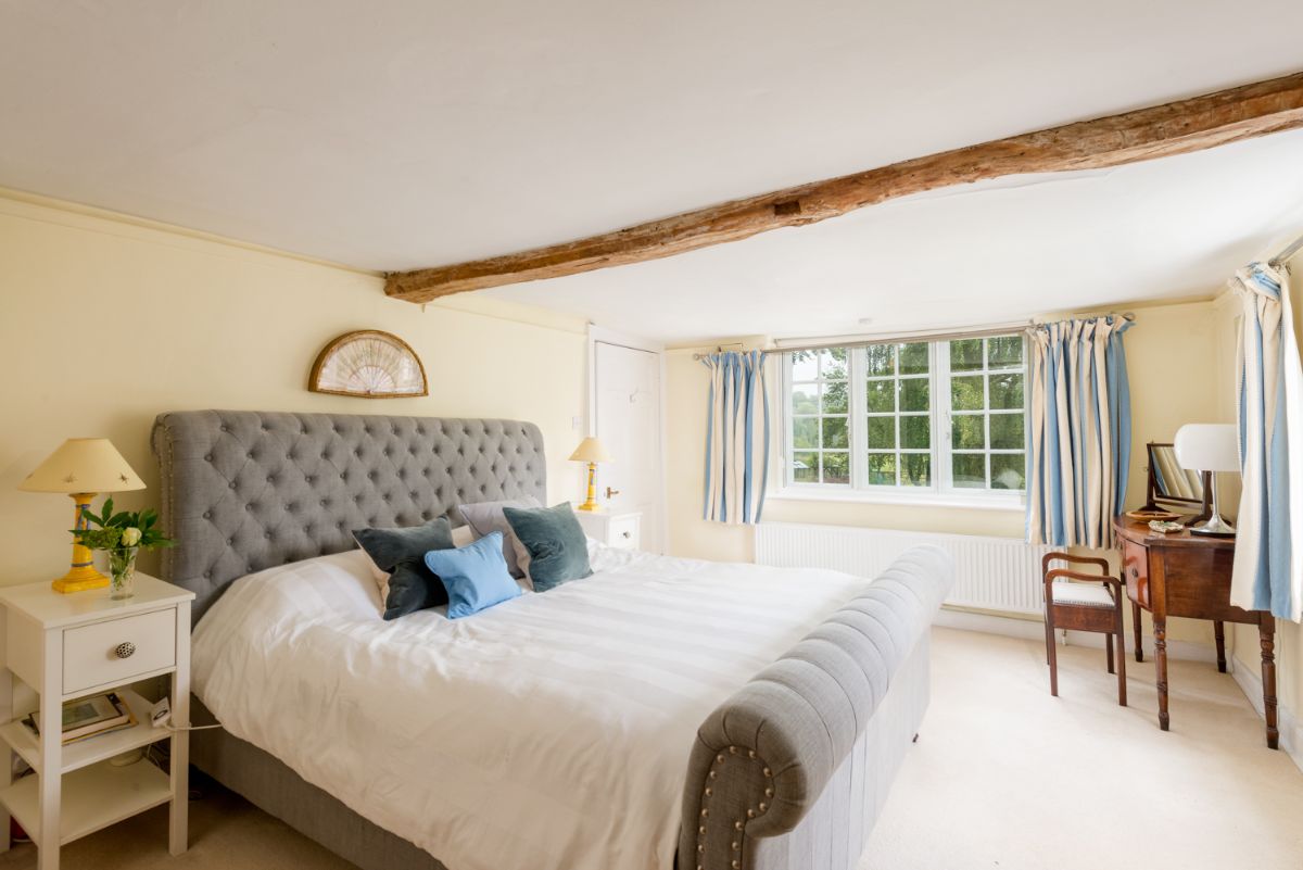 5 bed character property for sale in The Clock House 15