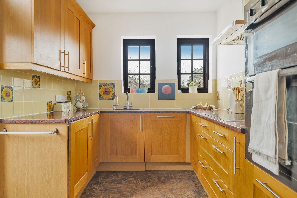 3 bed detached house for sale in Barford St. Martin, Salisbury 6