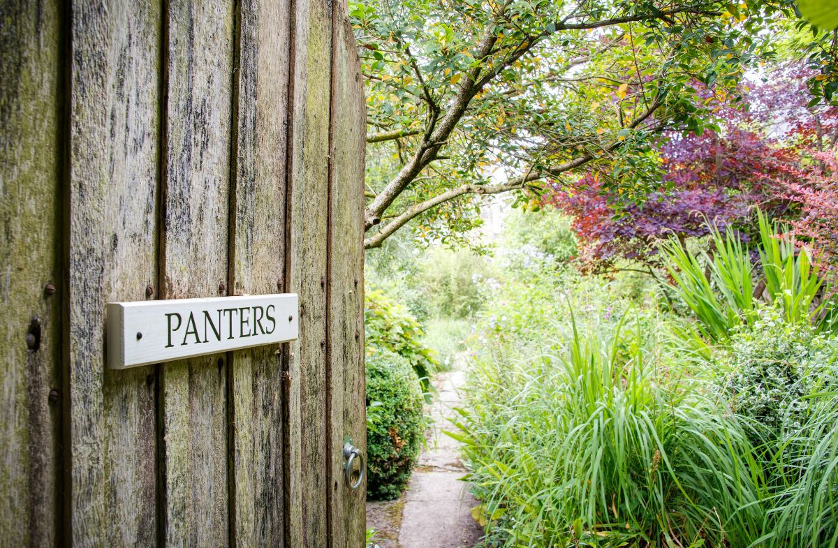 5 bed detached house for sale in Sutton Mandeville, Salisbury 2