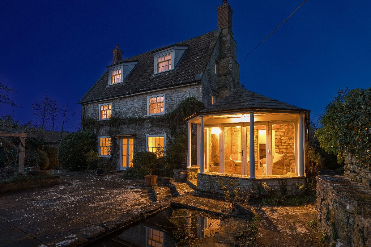 5 bed detached house for sale in Sutton Mandeville, Salisbury, SP3