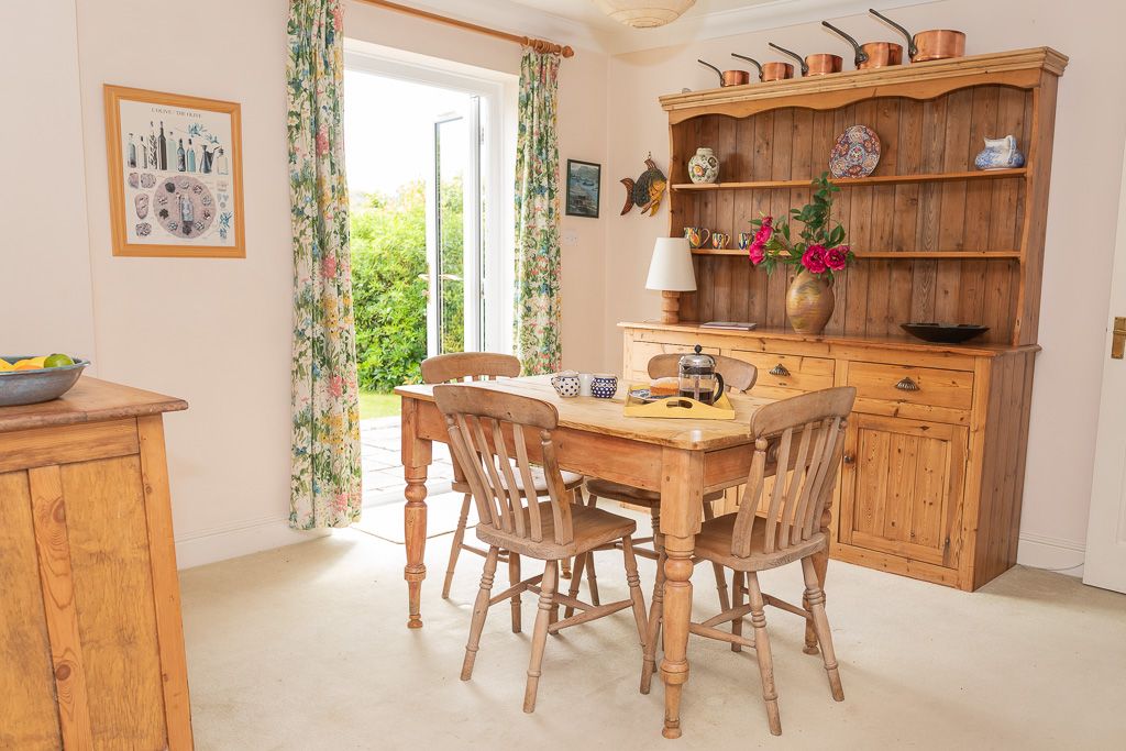 4 bed detached house for sale in Coombe Bissett, Salisbury  - Property Image 9