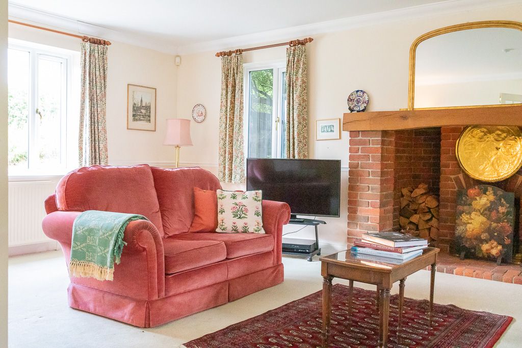 4 bed detached house for sale in Coombe Bissett, Salisbury  - Property Image 3