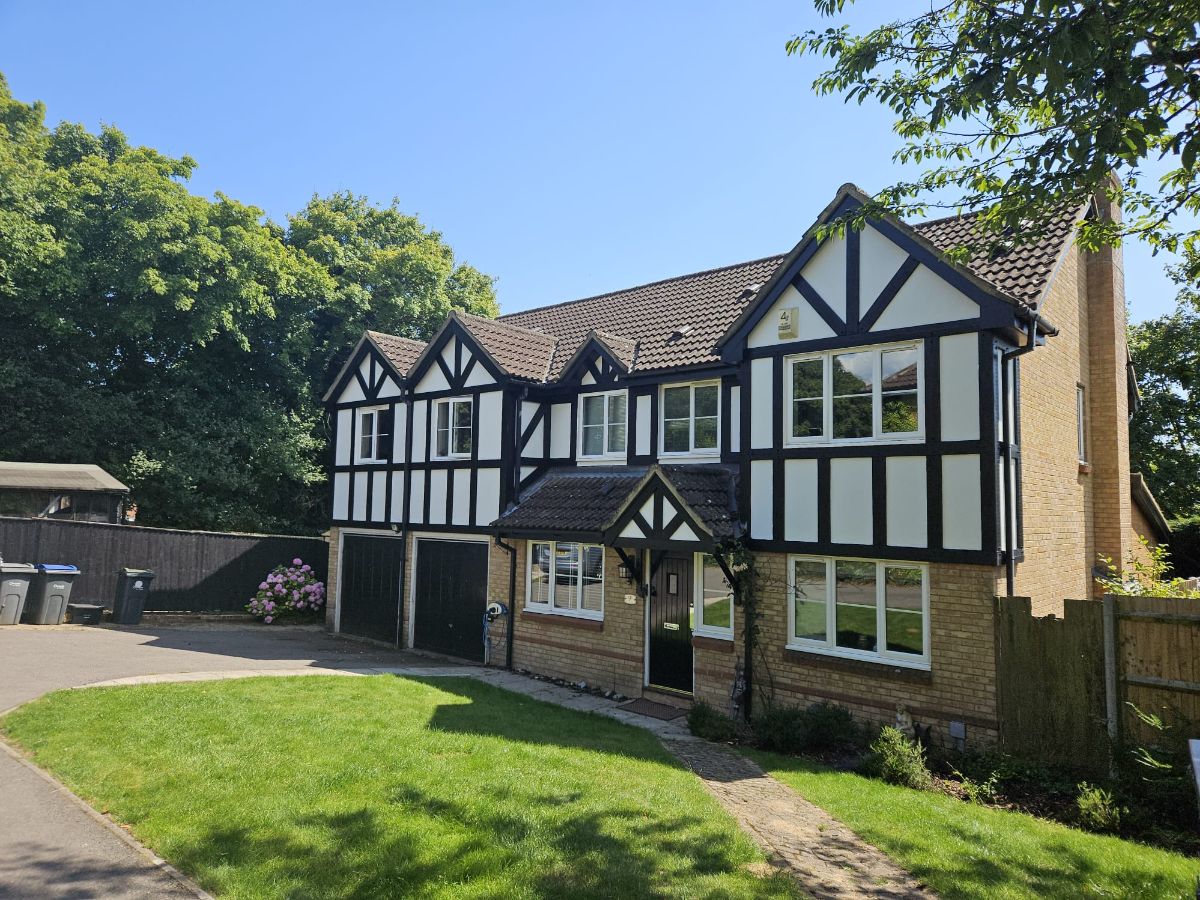 5 bed detached house for sale in St. Bedes Close, Salisbury  - Property Image 1