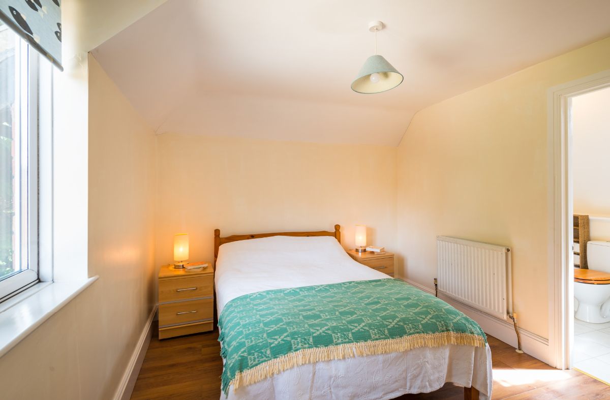 6 bed detached house for sale in Grange Lane, Warminster 10