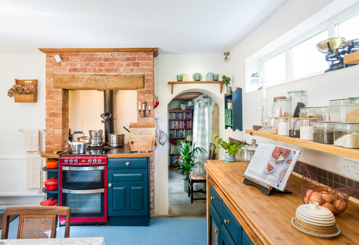 4 bed detached house for sale in Crockerton, Warminster 4