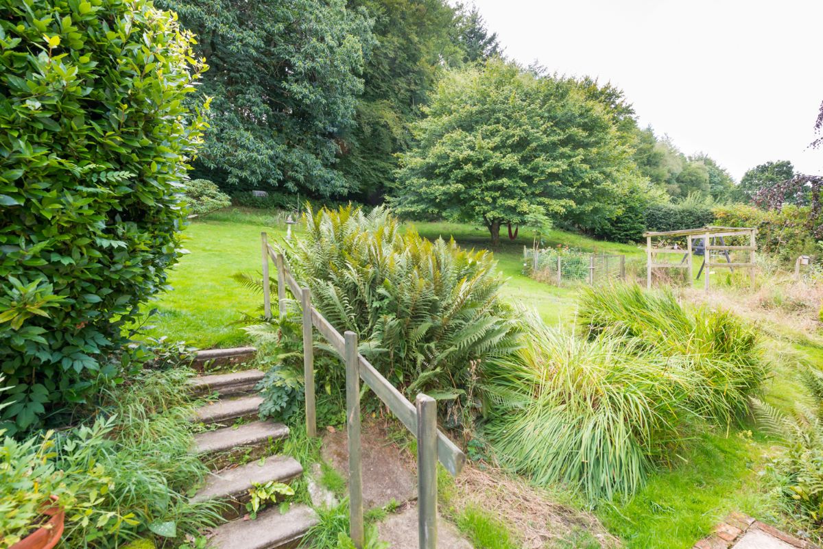 4 bed detached house for sale in Crockerton, Warminster  - Property Image 4
