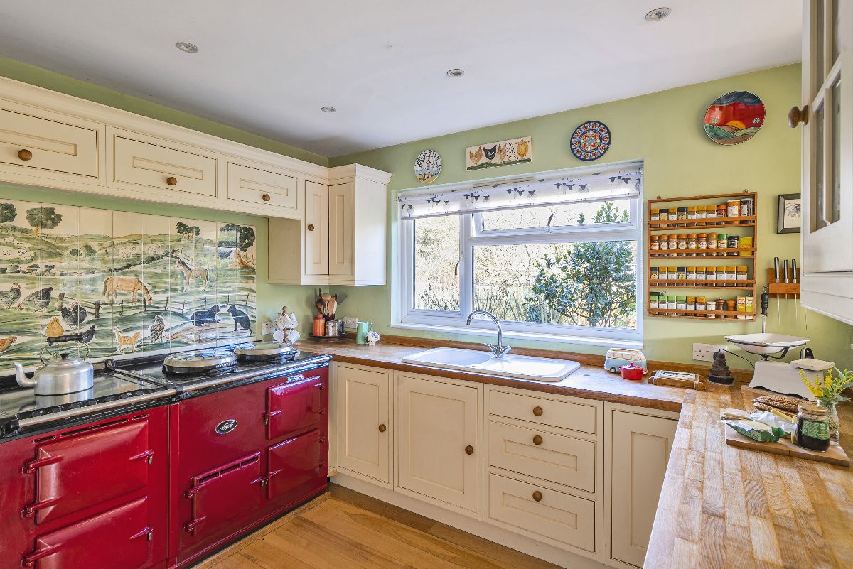 4 bed bungalow for sale in Donhead St. Andrew, Shaftesbury 2