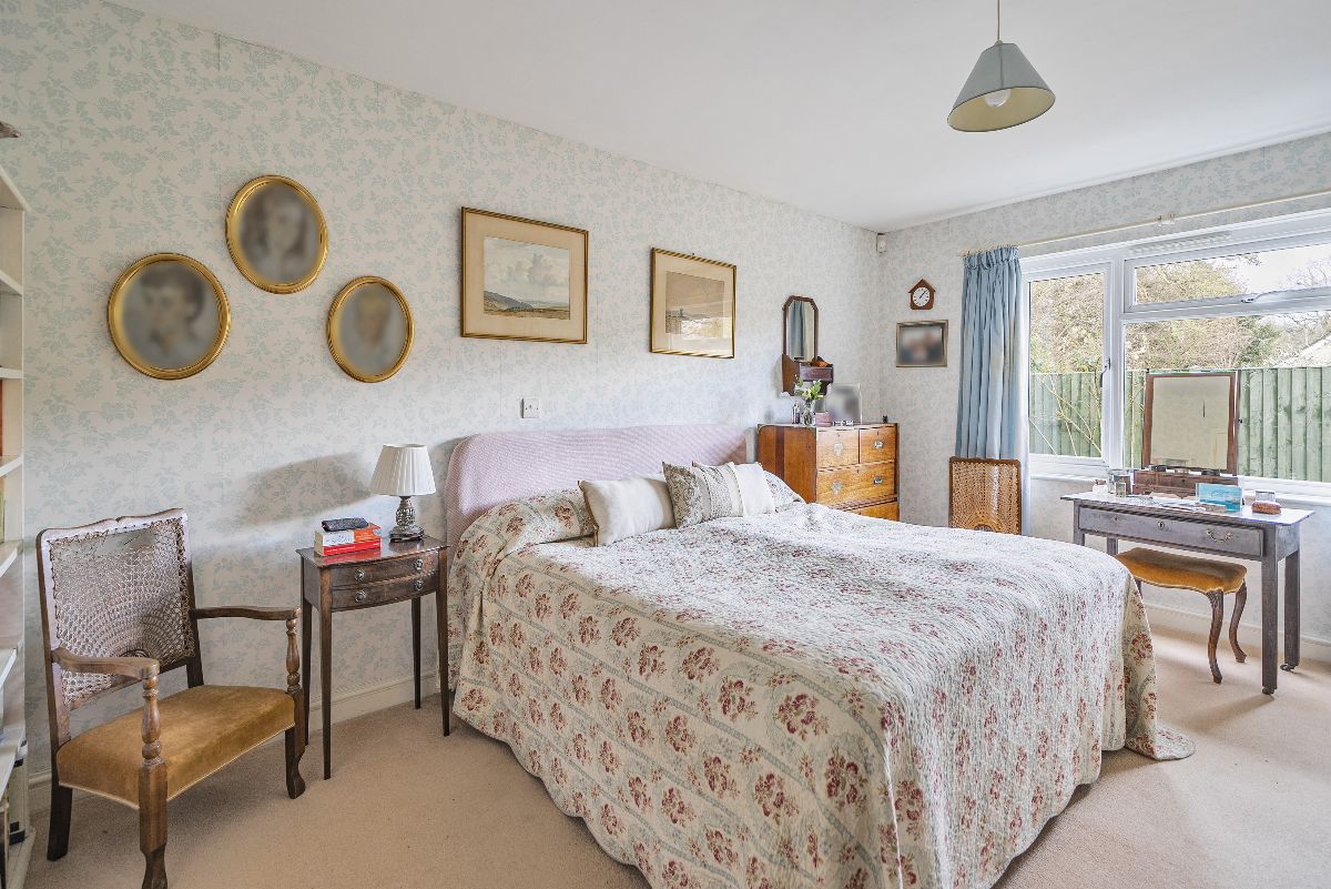 4 bed bungalow for sale in Donhead St. Andrew, Shaftesbury 10