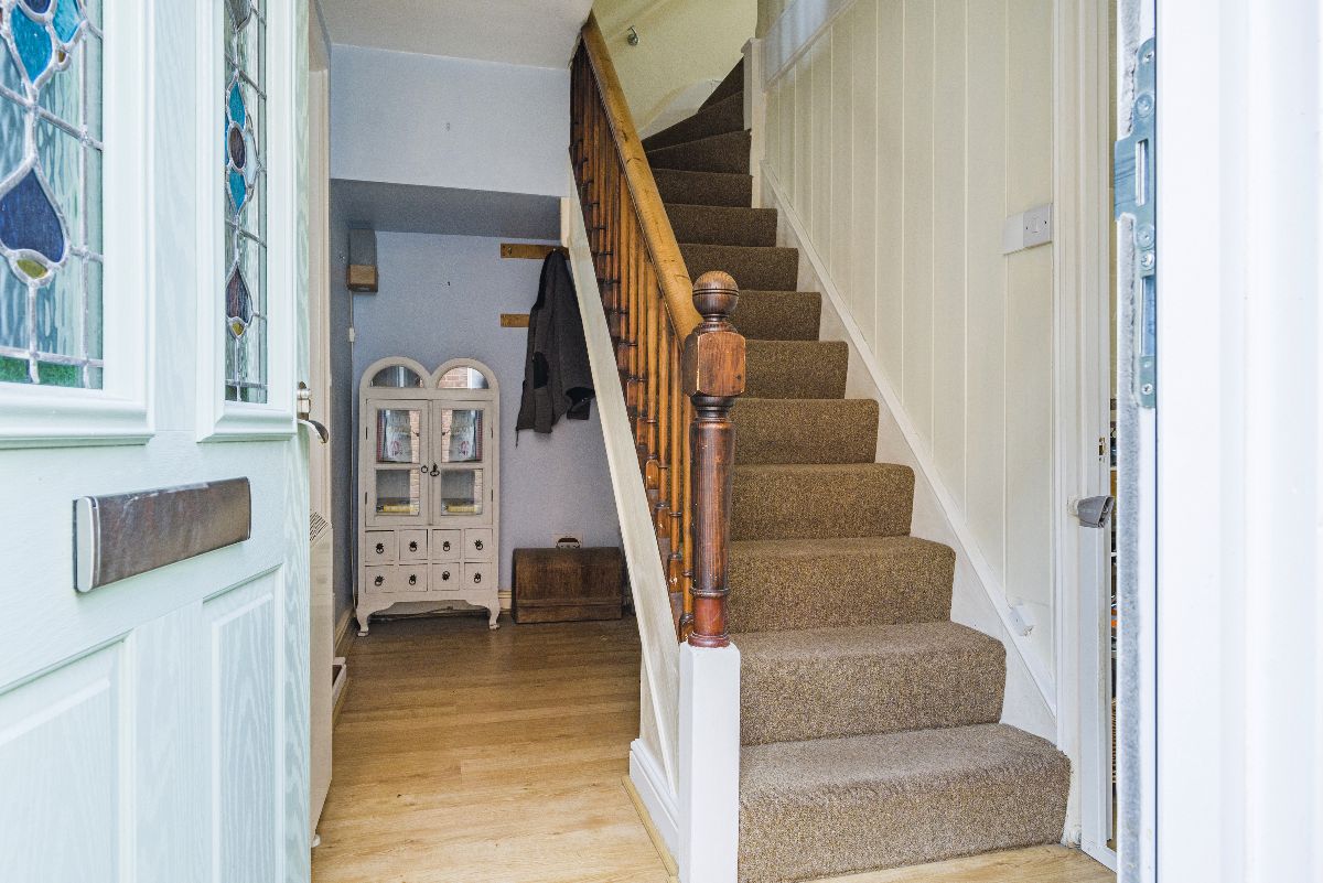 3 bed semi-detached house for sale in High Street, Warminster  - Property Image 3