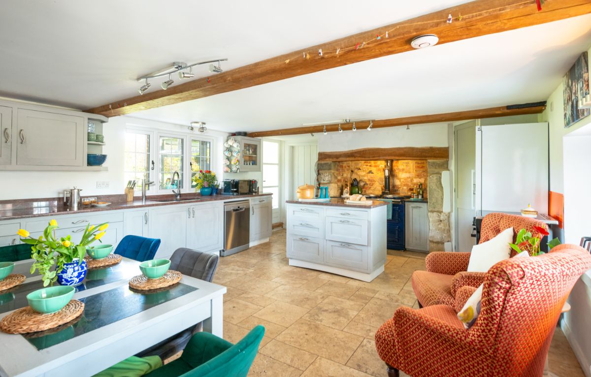 5 bed character property for sale in Great Wishford, Salisbury  - Property Image 3