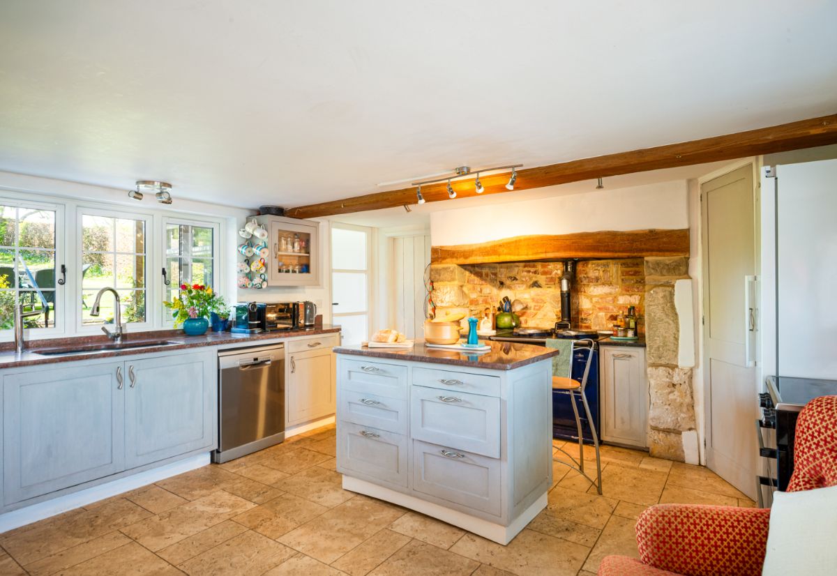 5 bed character property for sale in Great Wishford, Salisbury  - Property Image 4