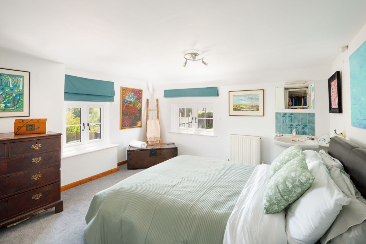 5 bed character property for sale in Great Wishford, Salisbury  - Property Image 9