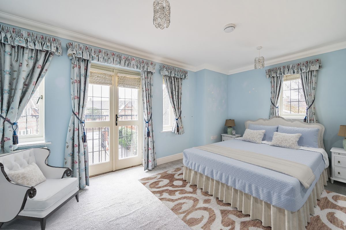 2 bed flat for sale in Florence Court, Salisbury 7