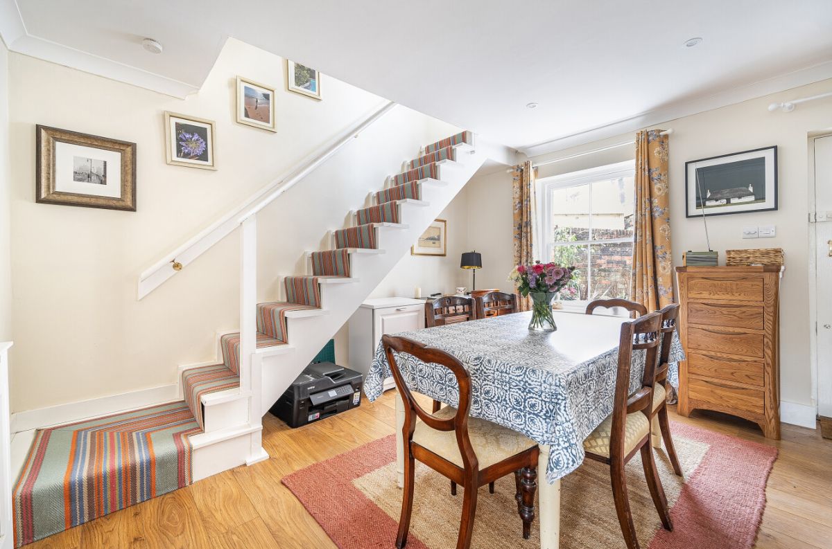 2 bed house for sale in North Street, Salisbury 8