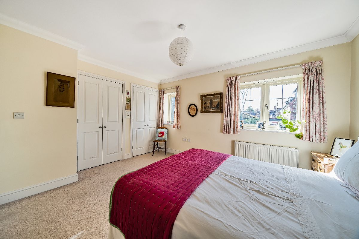 3 bed house for sale in Florence Mews, Salisbury 8