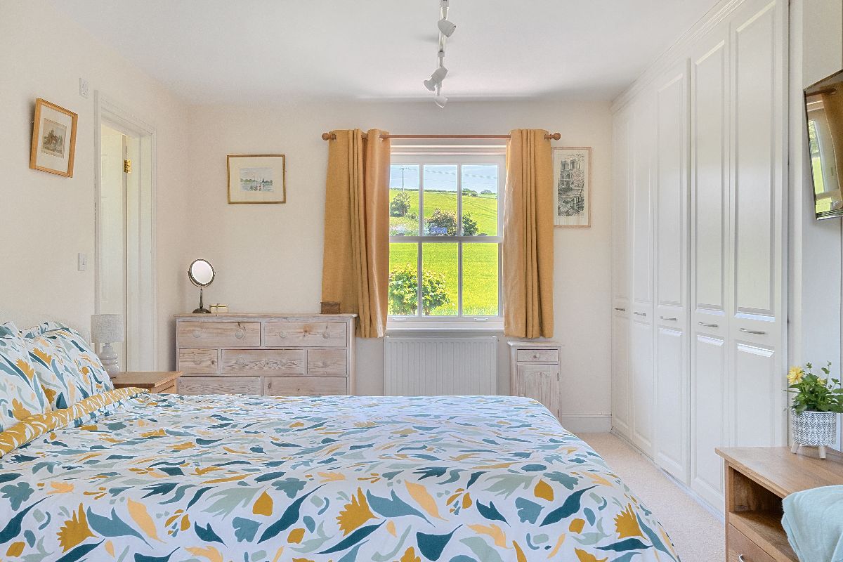 5 bed detached house for sale in Stoford, Salisbury 9