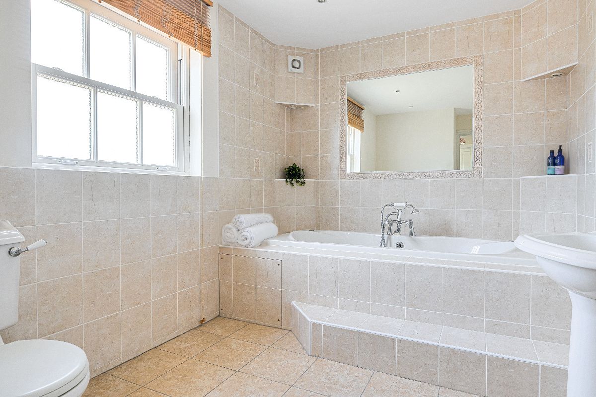 5 bed detached house for sale in Stoford, Salisbury 11