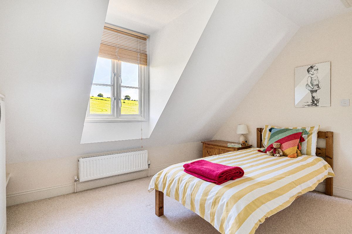 5 bed detached house for sale in Stoford, Salisbury 12