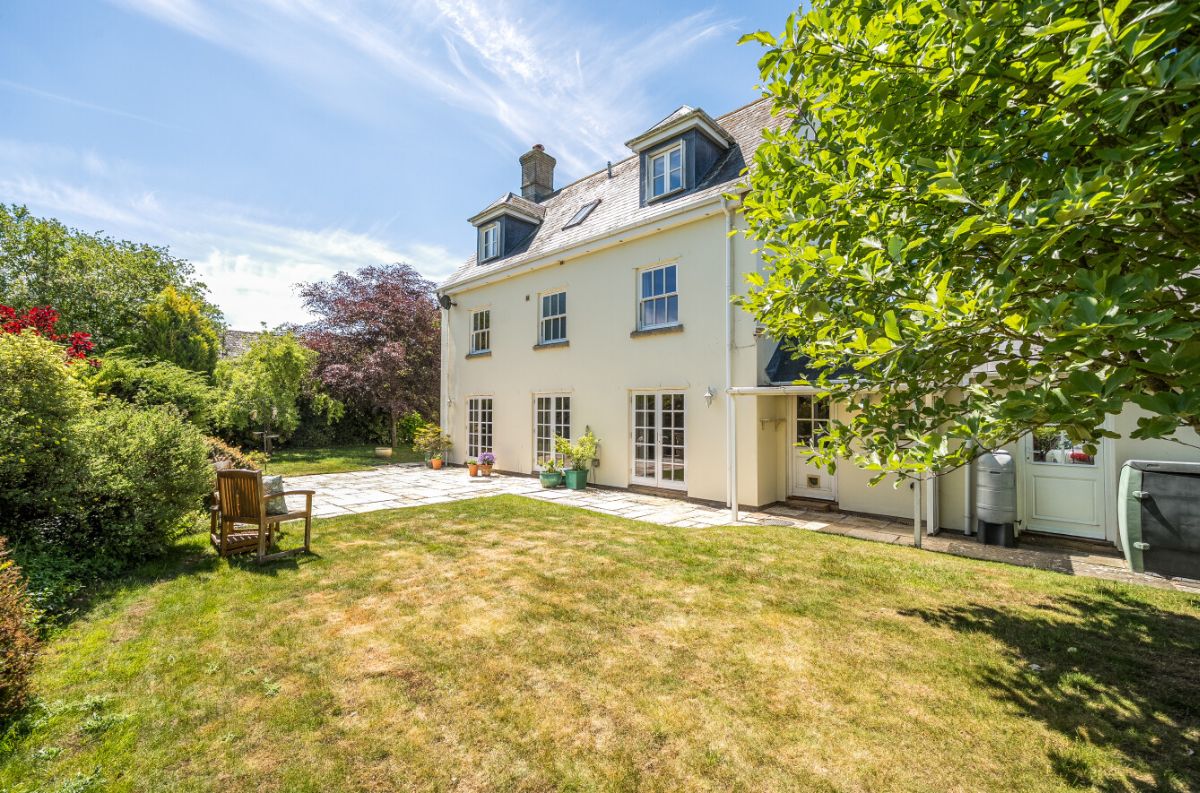 5 bed detached house for sale in Stoford, Salisbury 14