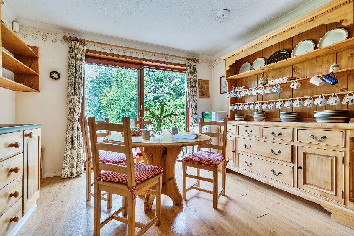 4 bed bungalow for sale in Little Langford, Salisbury  - Property Image 5
