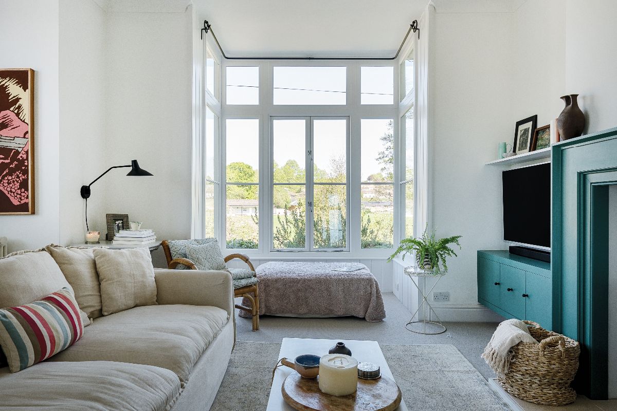 3 bed character property for sale in Bridge House, Salisbury 3