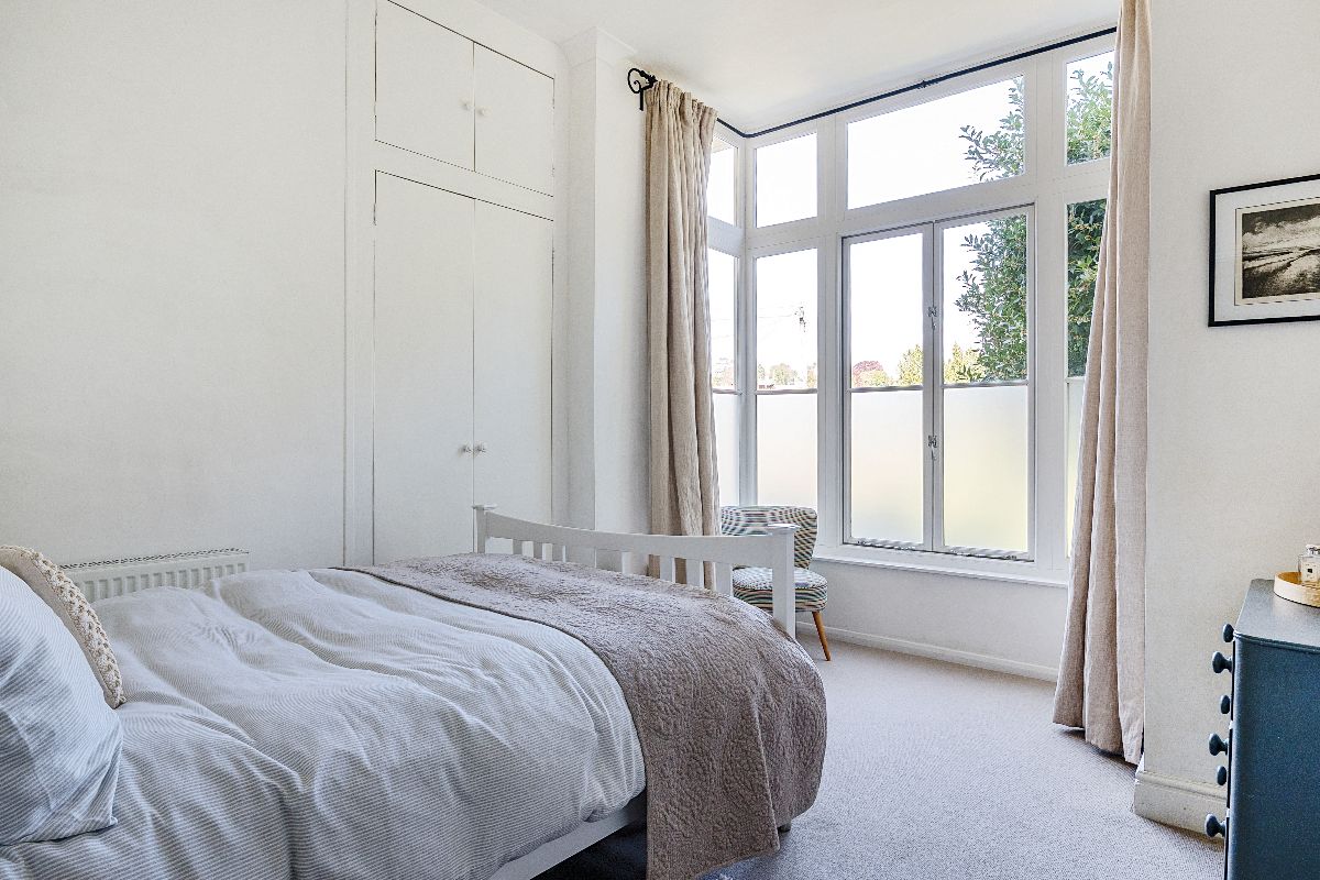 3 bed character property for sale in Bridge House, Salisbury 10