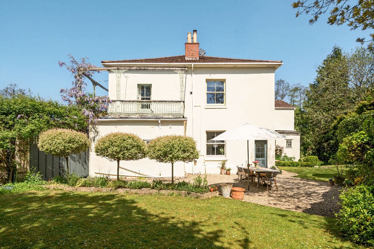 3 bed character property for sale in Bridge House, Salisbury 11